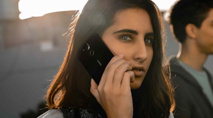 नोकिया का सबसे दमदार फ़ोन हुआ लॉन्च, जानिए कीमत और फीचर्स ! नोकिया 8.1 Nokia 8.1 Price Nokia 8.1 India