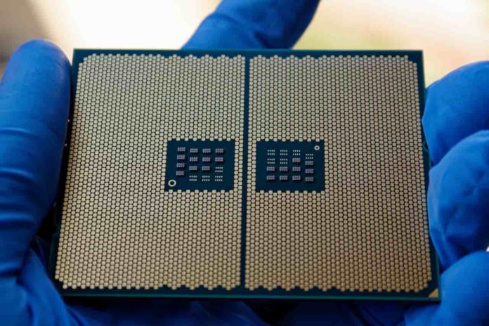 Group of Australian Researchers reveal achieve 44.2 TBPS Internet Speeds using Latest Microchip